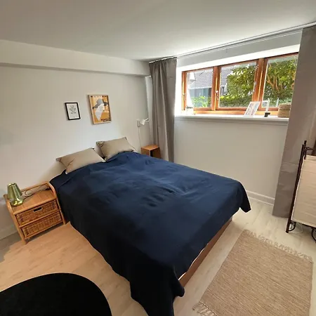 Apartment Vaerelse Med Bad Og Kokken